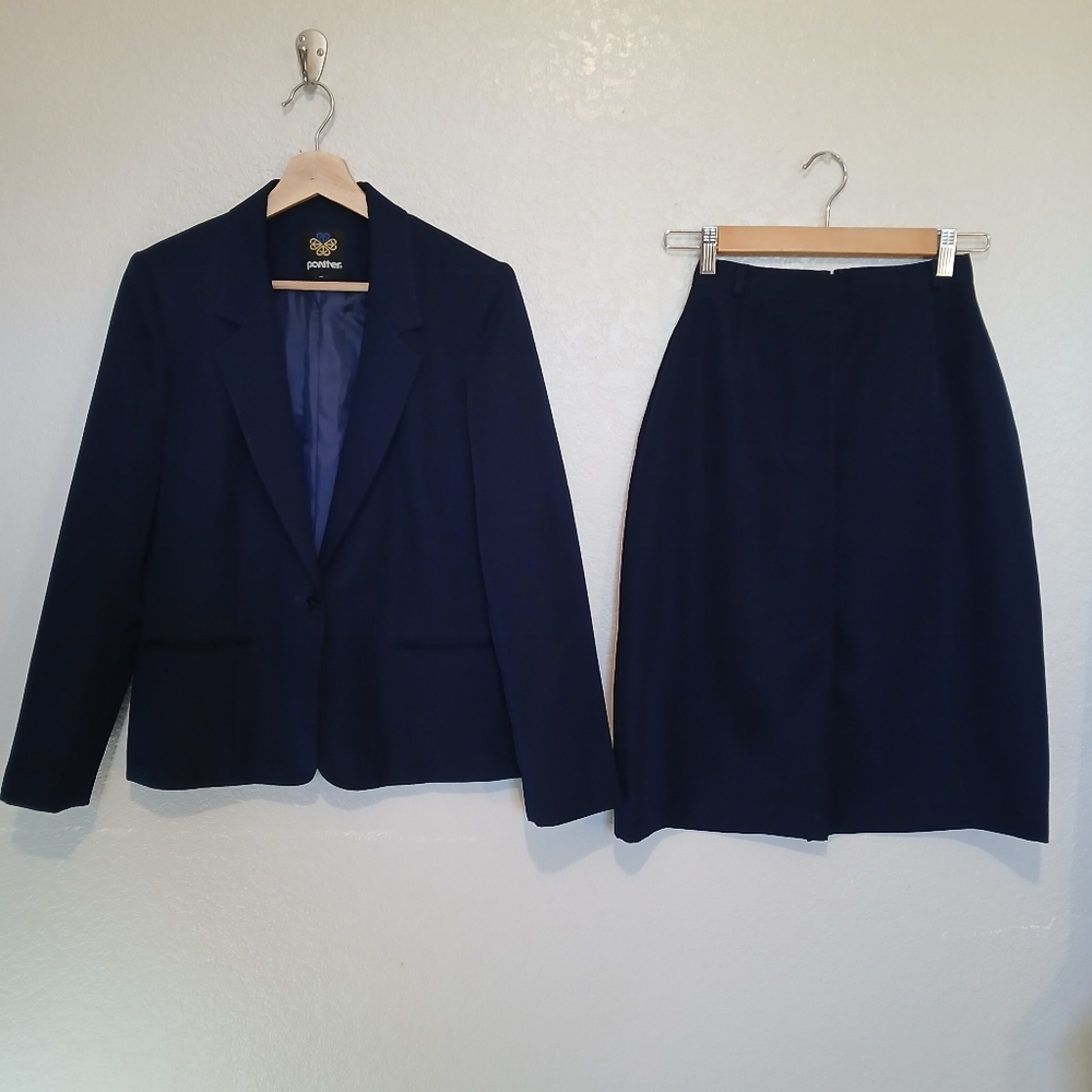 Panther 2 Piece Navy Blue Blazer Jacket & Matching Skirt Suit Set Skirtsuit XS - Picture 8 of 8